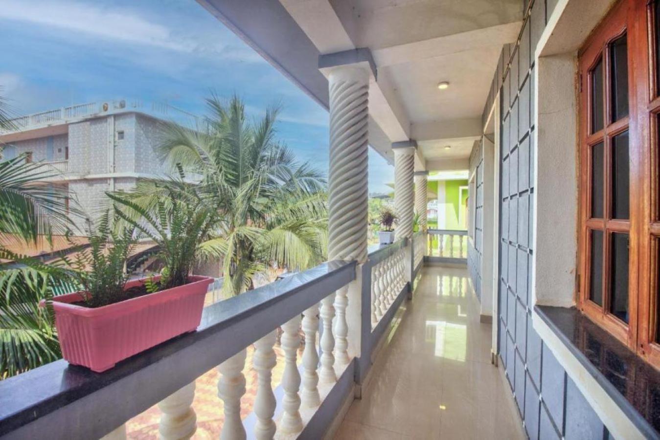 Roseal Beach Front Бага Екстериор снимка